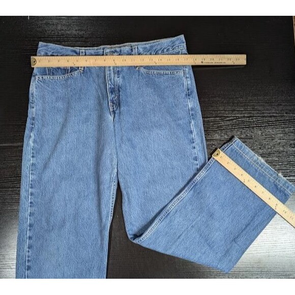 Vintage Levi's Silvertab Women's Blue Jeans‎ 11L Hemmed Straight Leg Denim Y2K - Picture 9 of 9